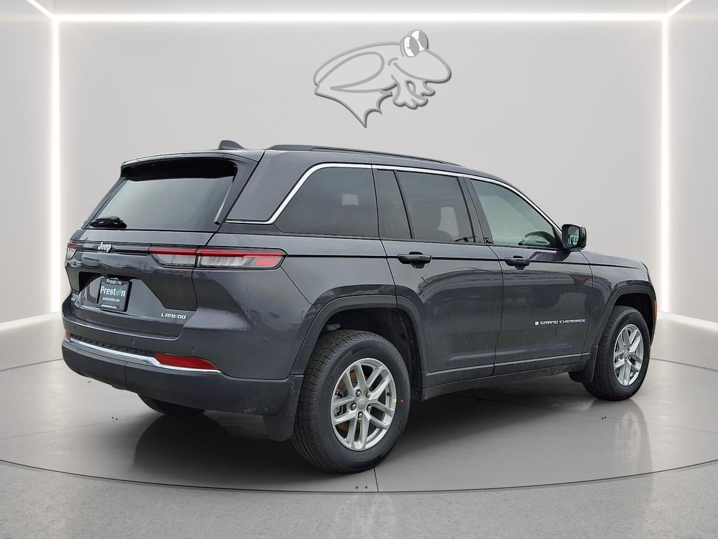 2026 Jeep Grand Cherokee Laredo X