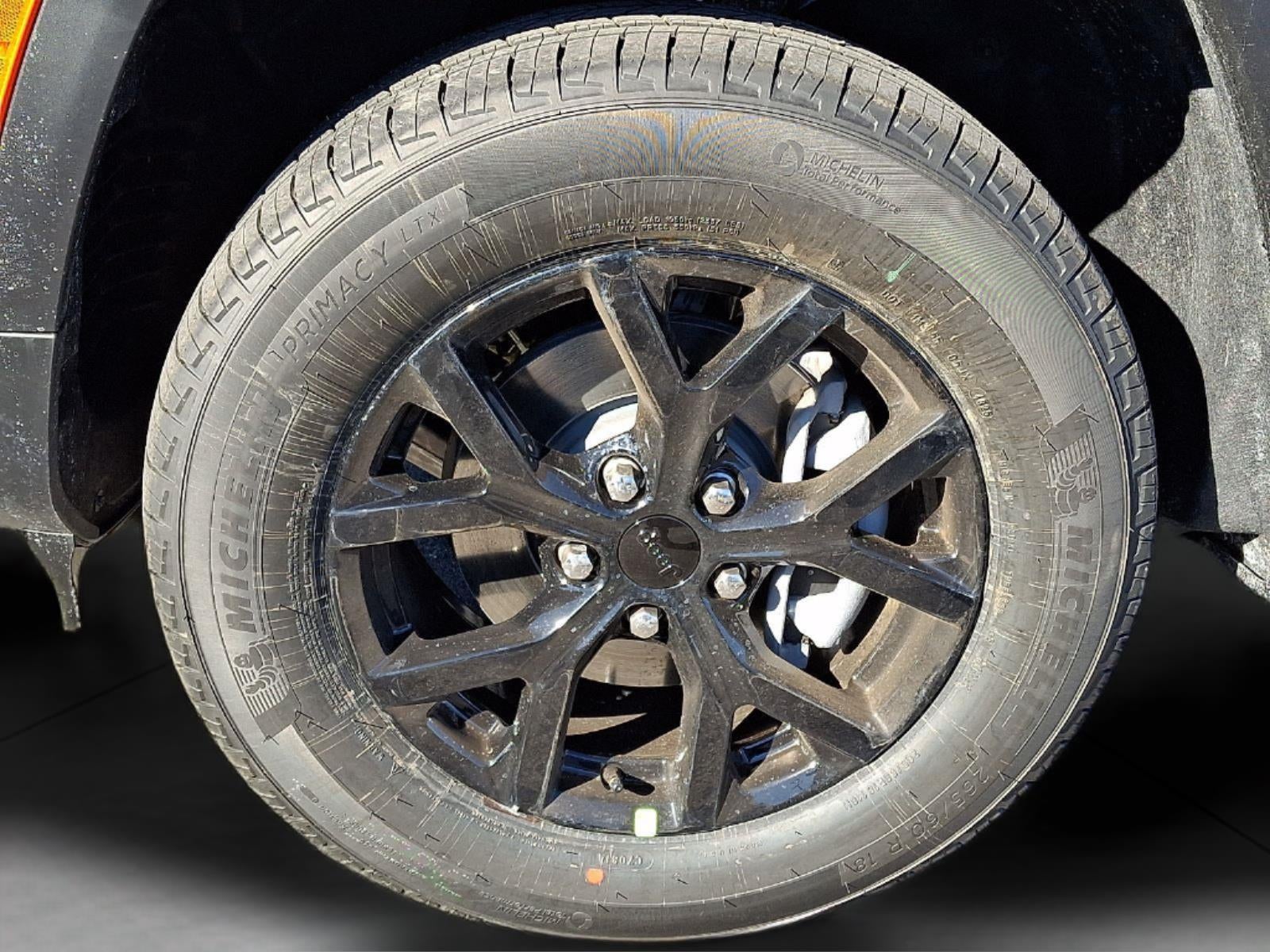 2026 Jeep Grand Cherokee Laredo Altitude