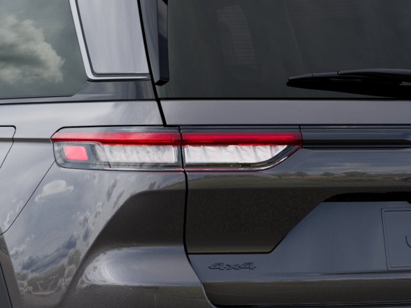 2026 Jeep CHEROKEE GRAND CHEROKEE LAREDO ALTITUDE 4X4
