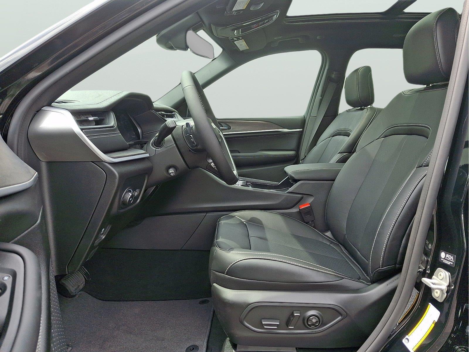 2026 Jeep Grand Cherokee Limited Reserve