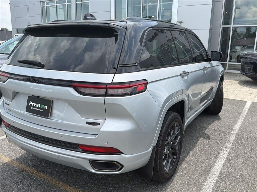 2025 Jeep Grand Cherokee Summit