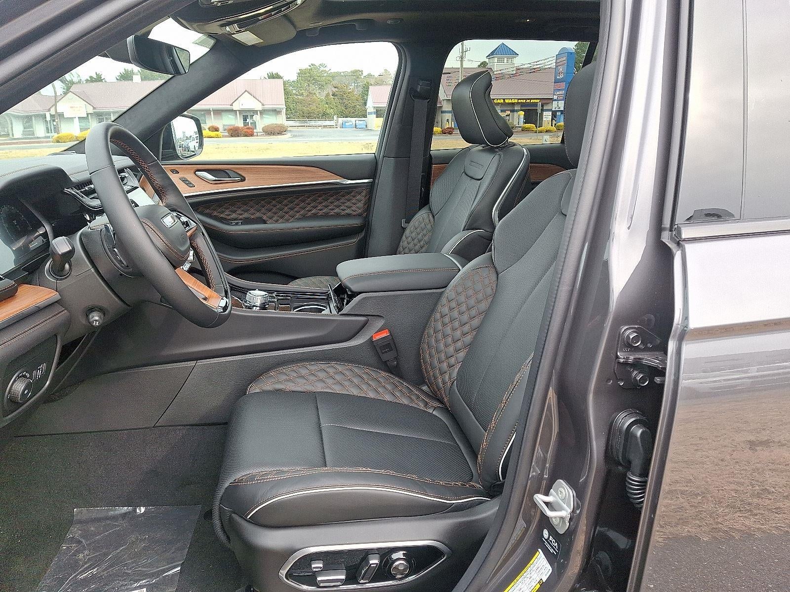 2025 Jeep Grand Cherokee Summit Reserve