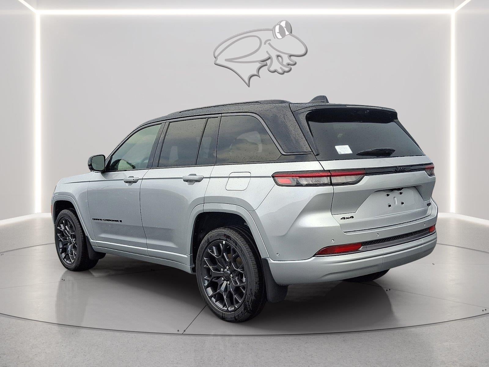 2026 Jeep Grand Cherokee Summit