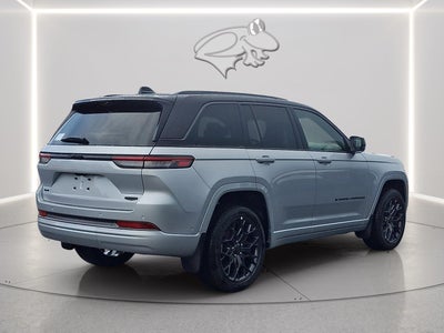 2026 Jeep Grand Cherokee Summit