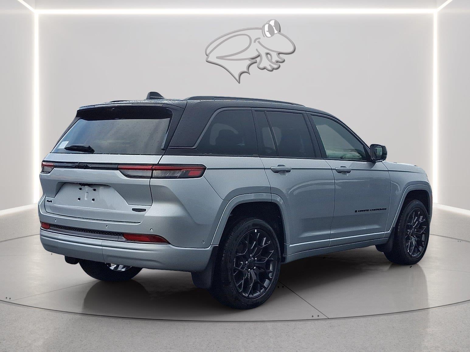 2026 Jeep Grand Cherokee Summit