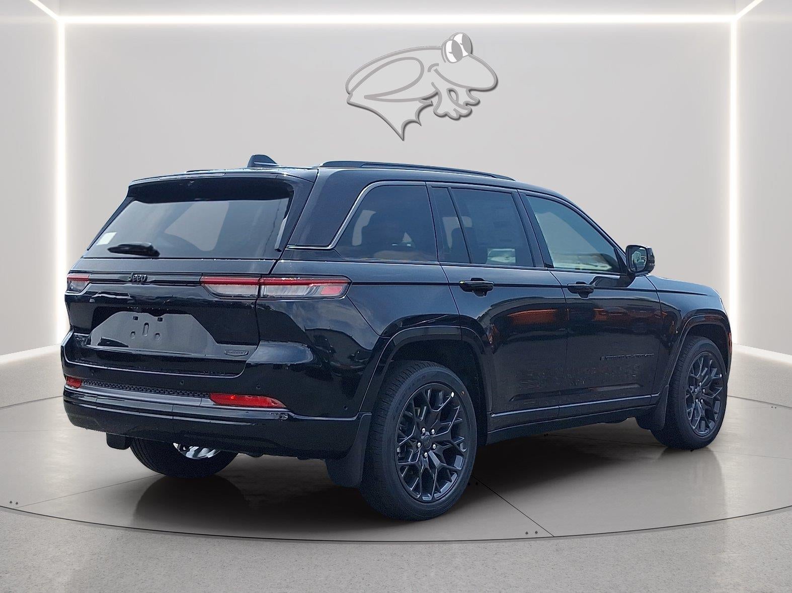 2026 Jeep Grand Cherokee Summit