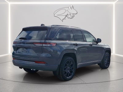2027 Jeep Grand Cherokee Summit