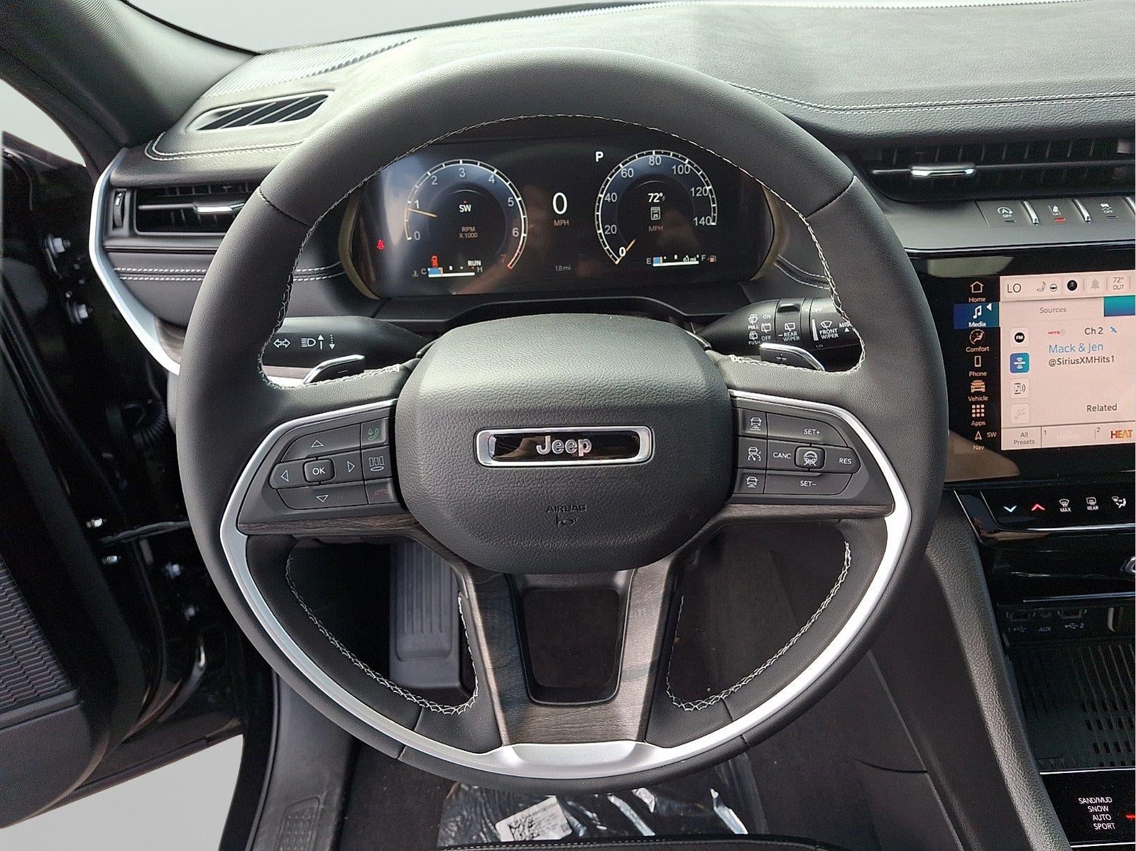 2027 Jeep Grand Cherokee L Laredo Altitude