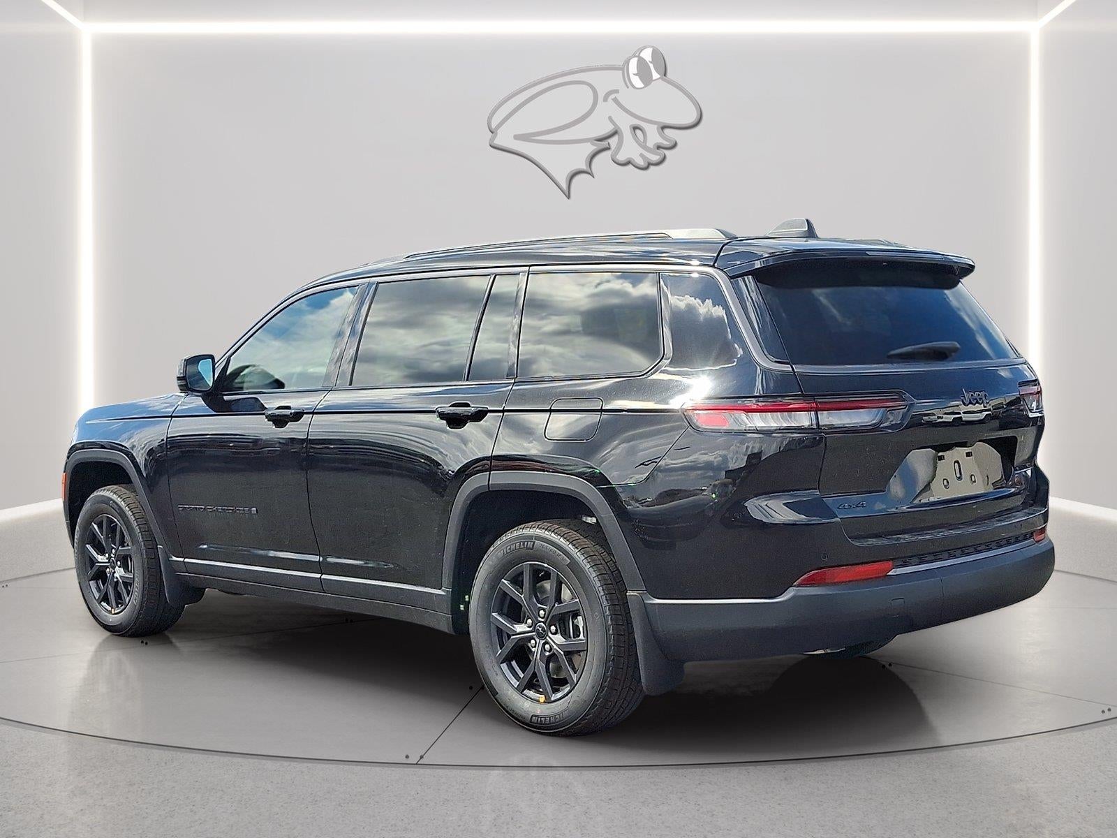 2027 Jeep Grand Cherokee L Laredo Altitude