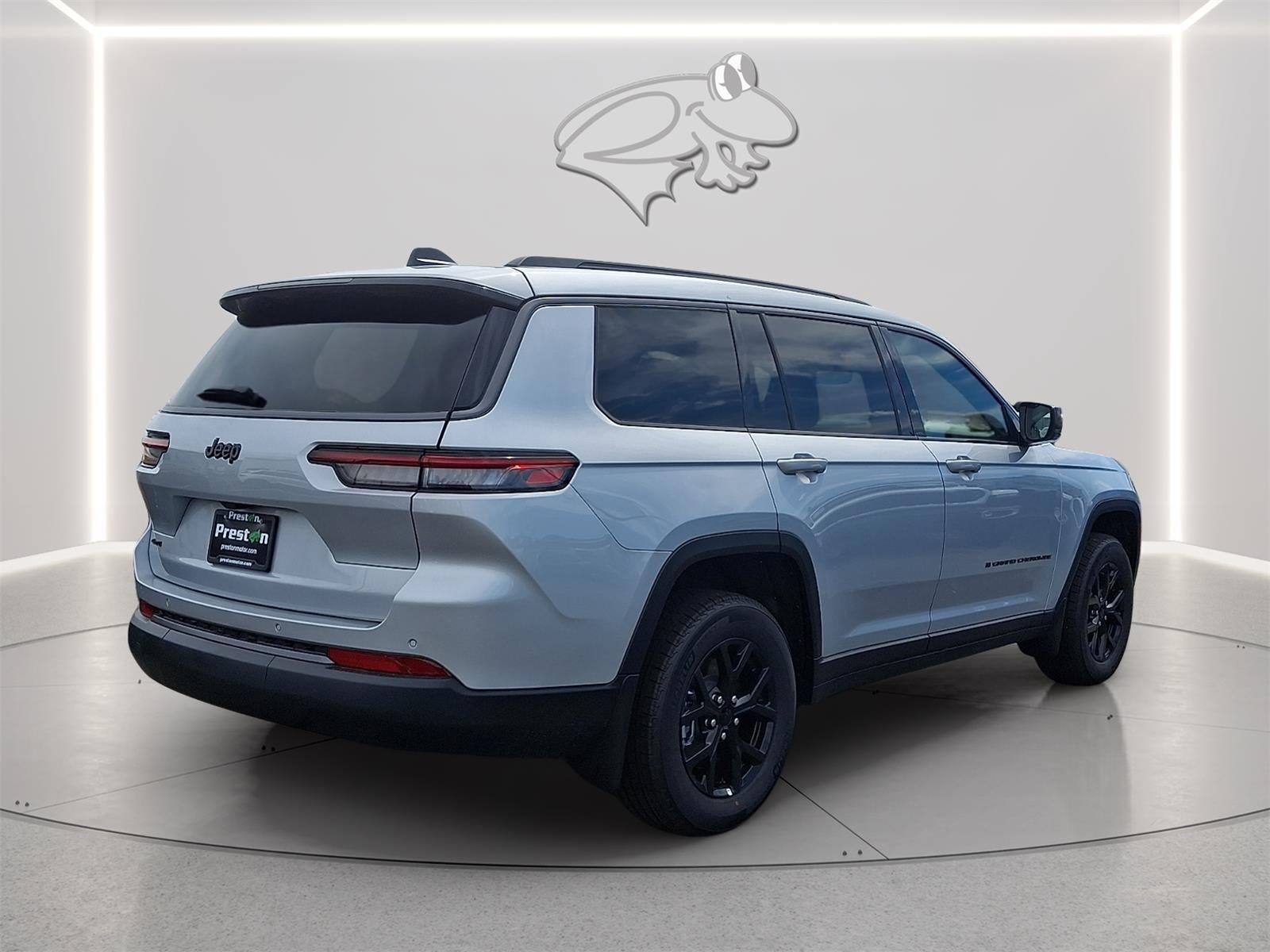 2026 Jeep Grand Cherokee L Laredo Altitude