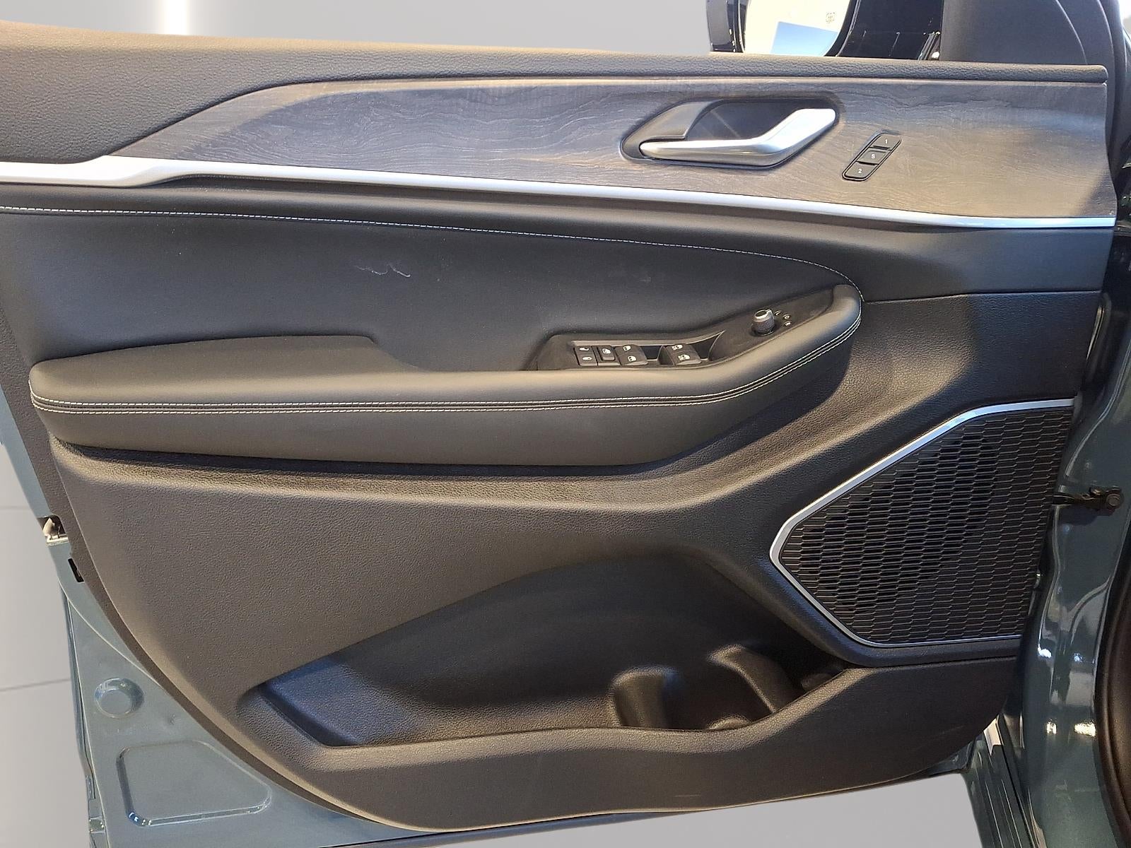 2026 Jeep Grand Cherokee L Limited Reserve