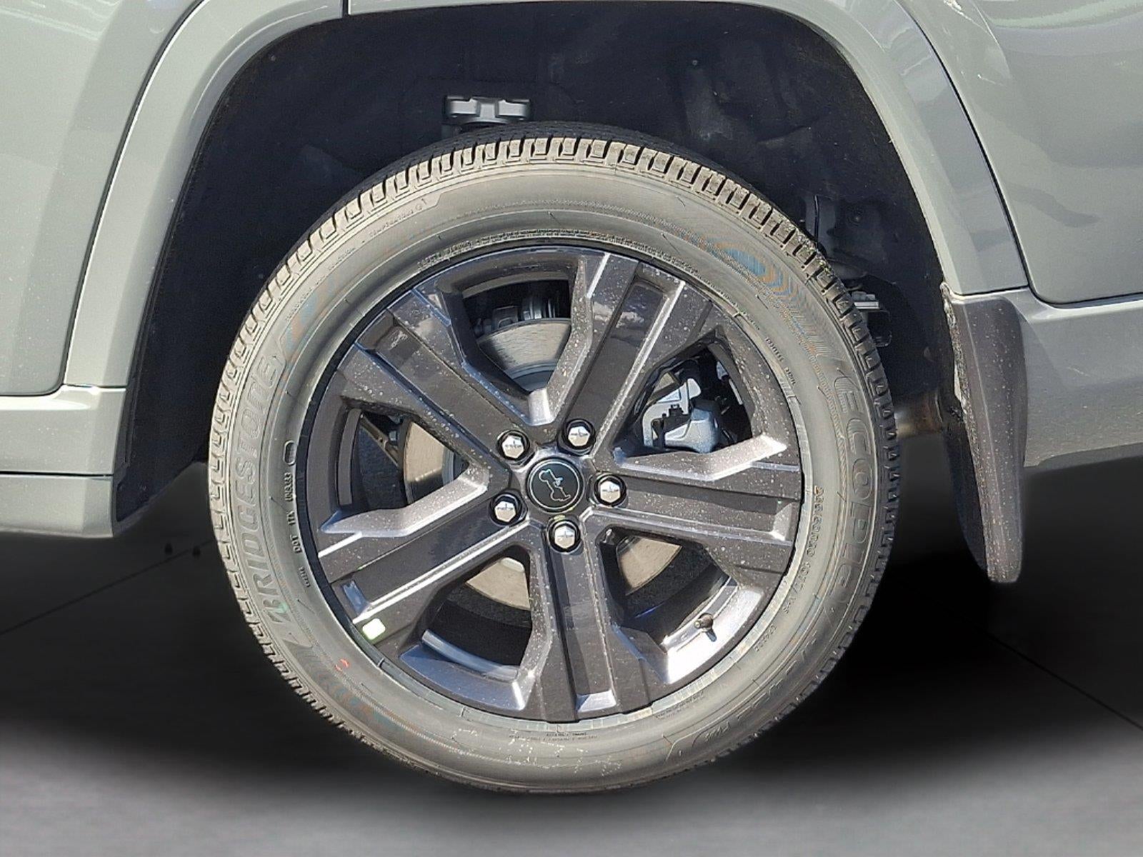 2027 Jeep Grand Cherokee L Limited Reserve