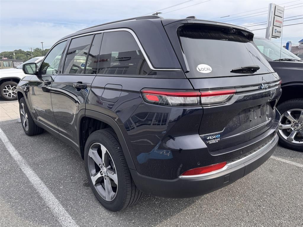 2022 Jeep Grand Cherokee 4xe BASE