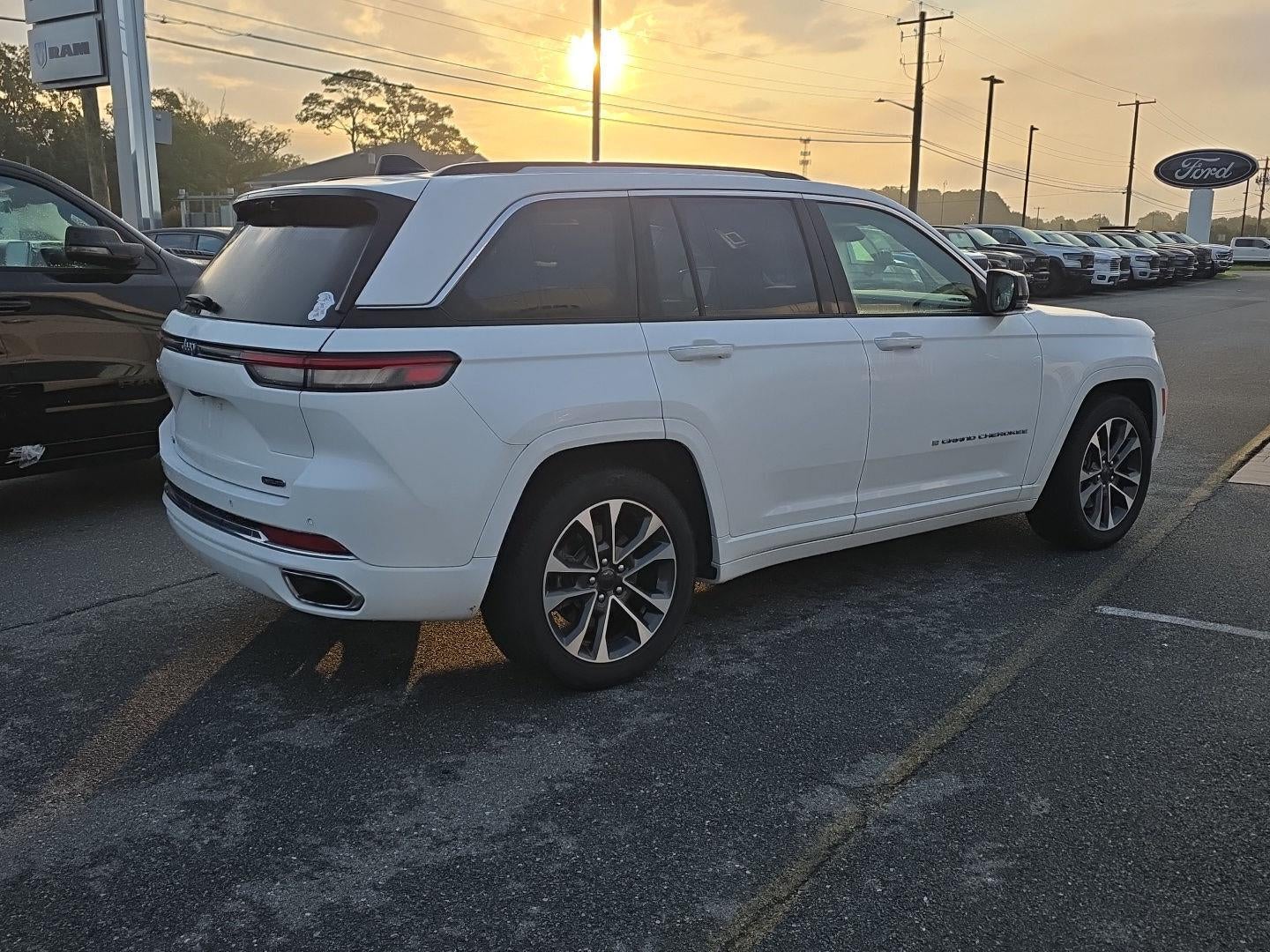 2023 Jeep Grand Cherokee 4Xe Overland