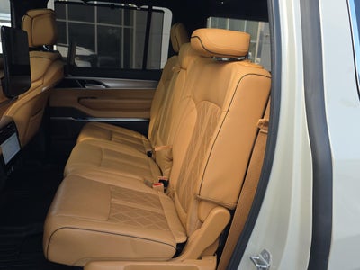 2022 Jeep Grand Wagoneer Series III