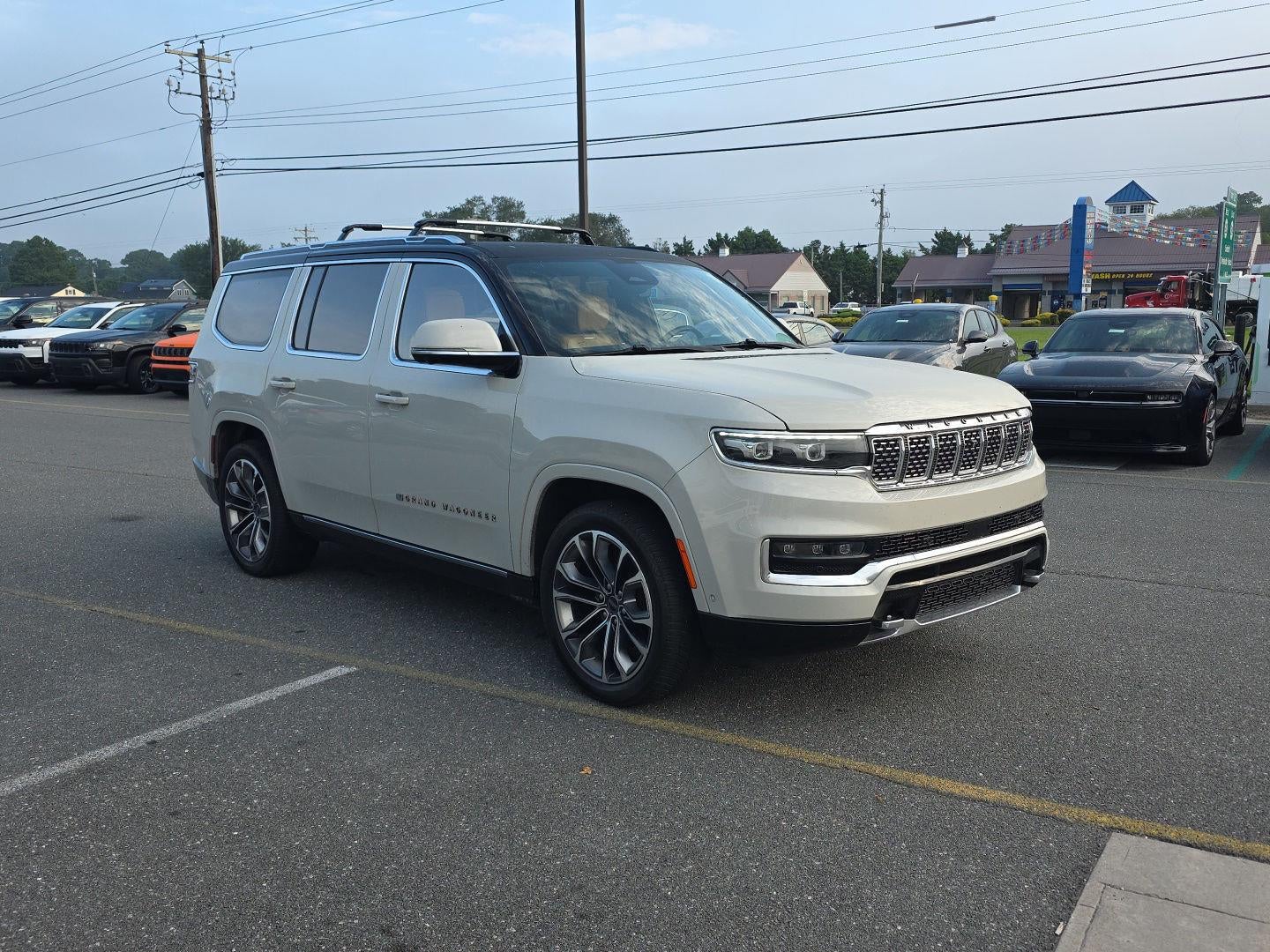 2022 Jeep Grand Wagoneer Series III