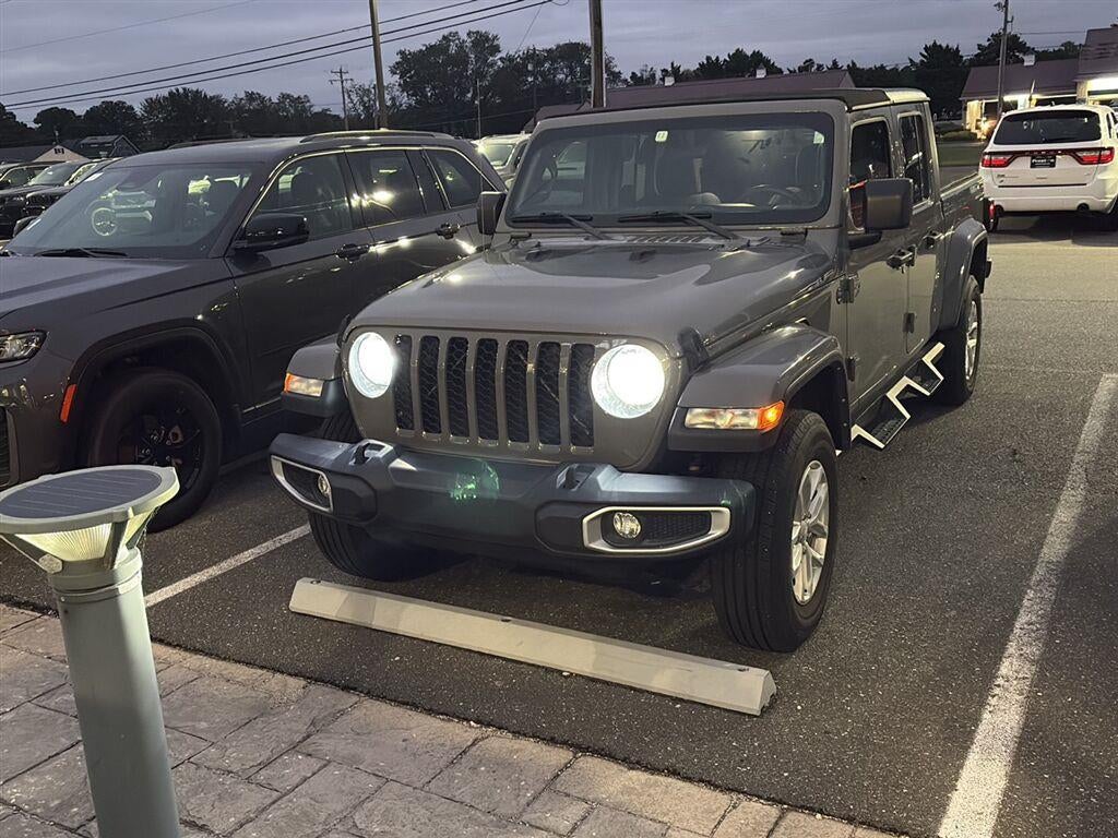 2023 Jeep Gladiator Sport S