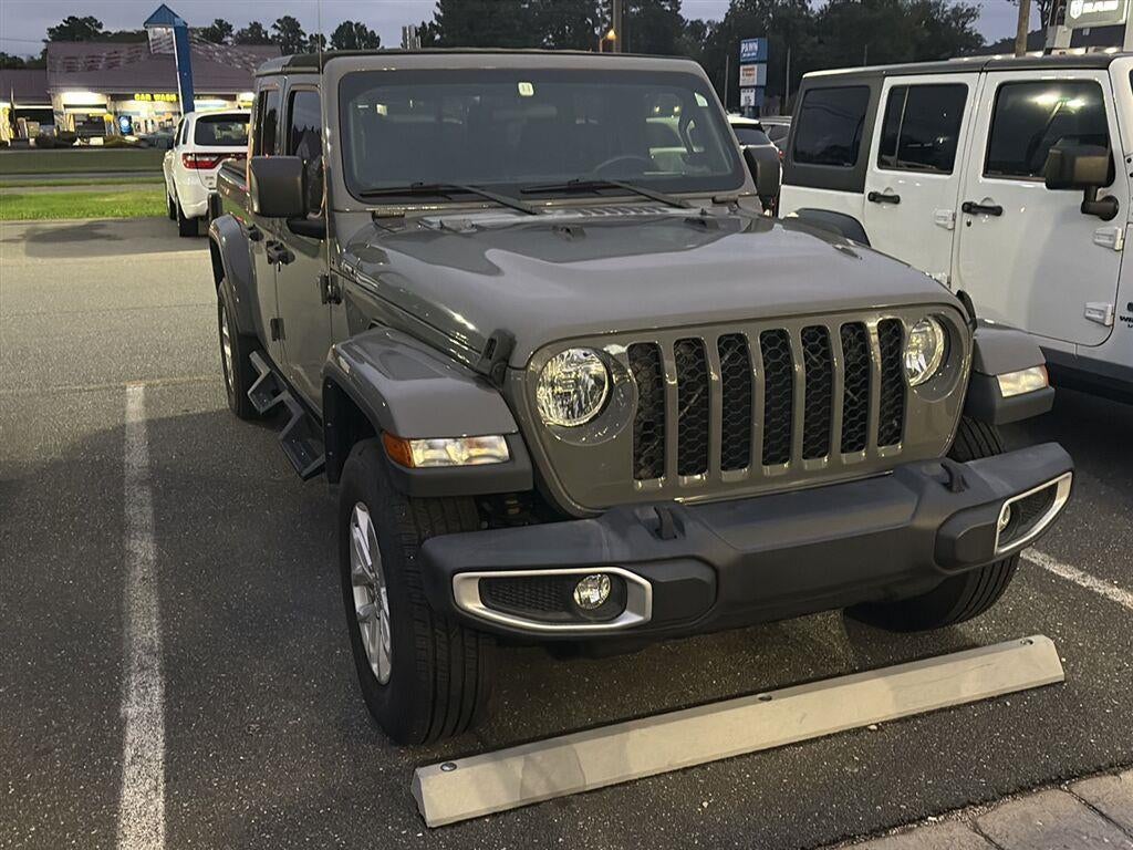 2023 Jeep Gladiator Sport S