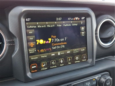 2022 Jeep Gladiator Overland