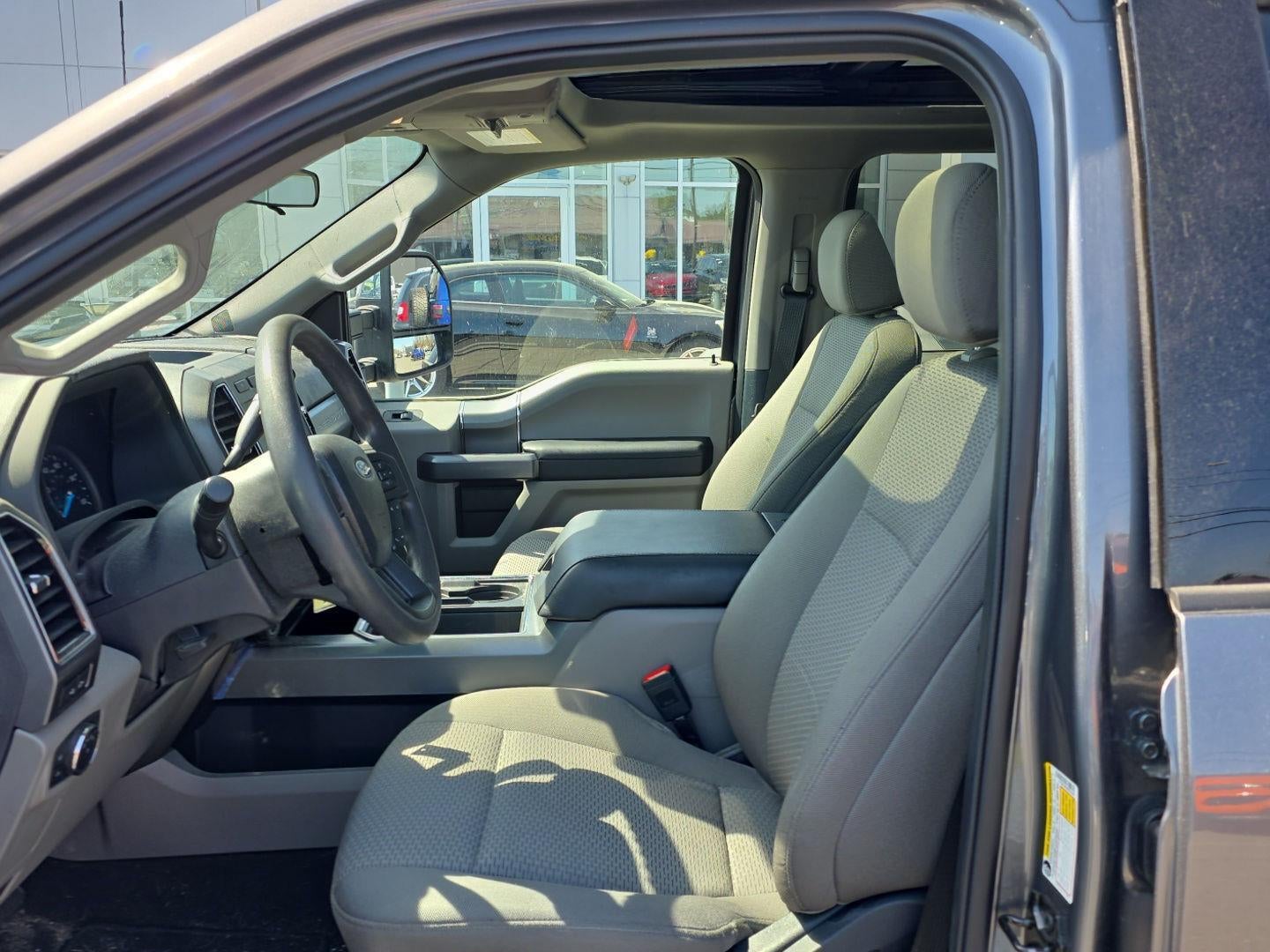 2022 Ford Super Duty F-350 XLT