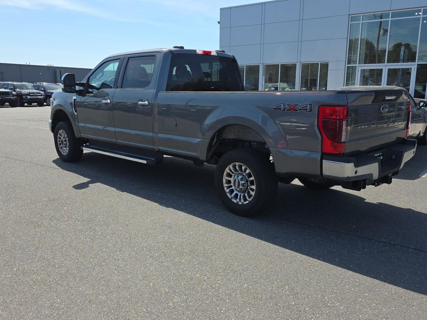 2022 Ford Super Duty F-350 XLT