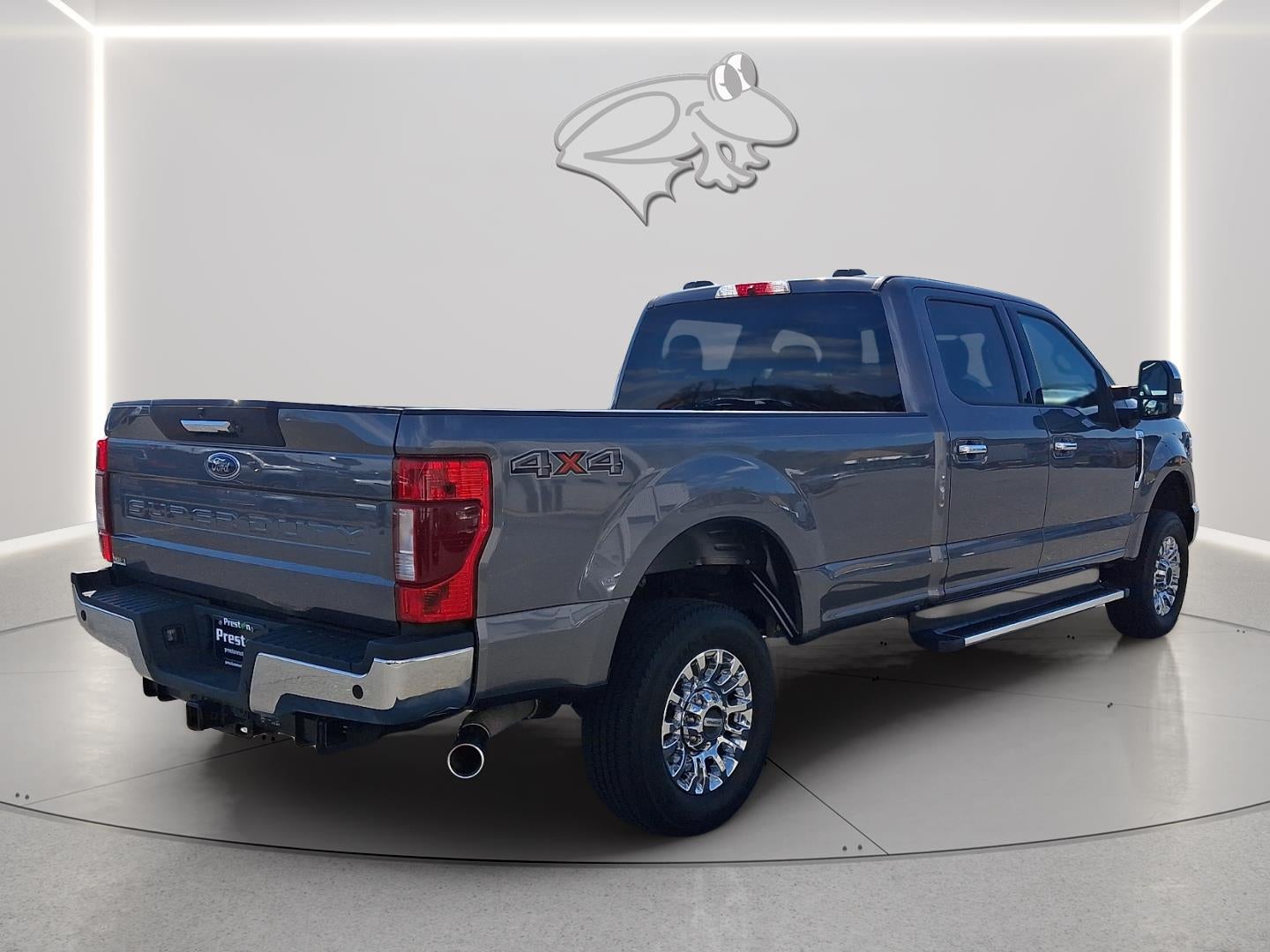 2022 Ford Super Duty F-350 XLT
