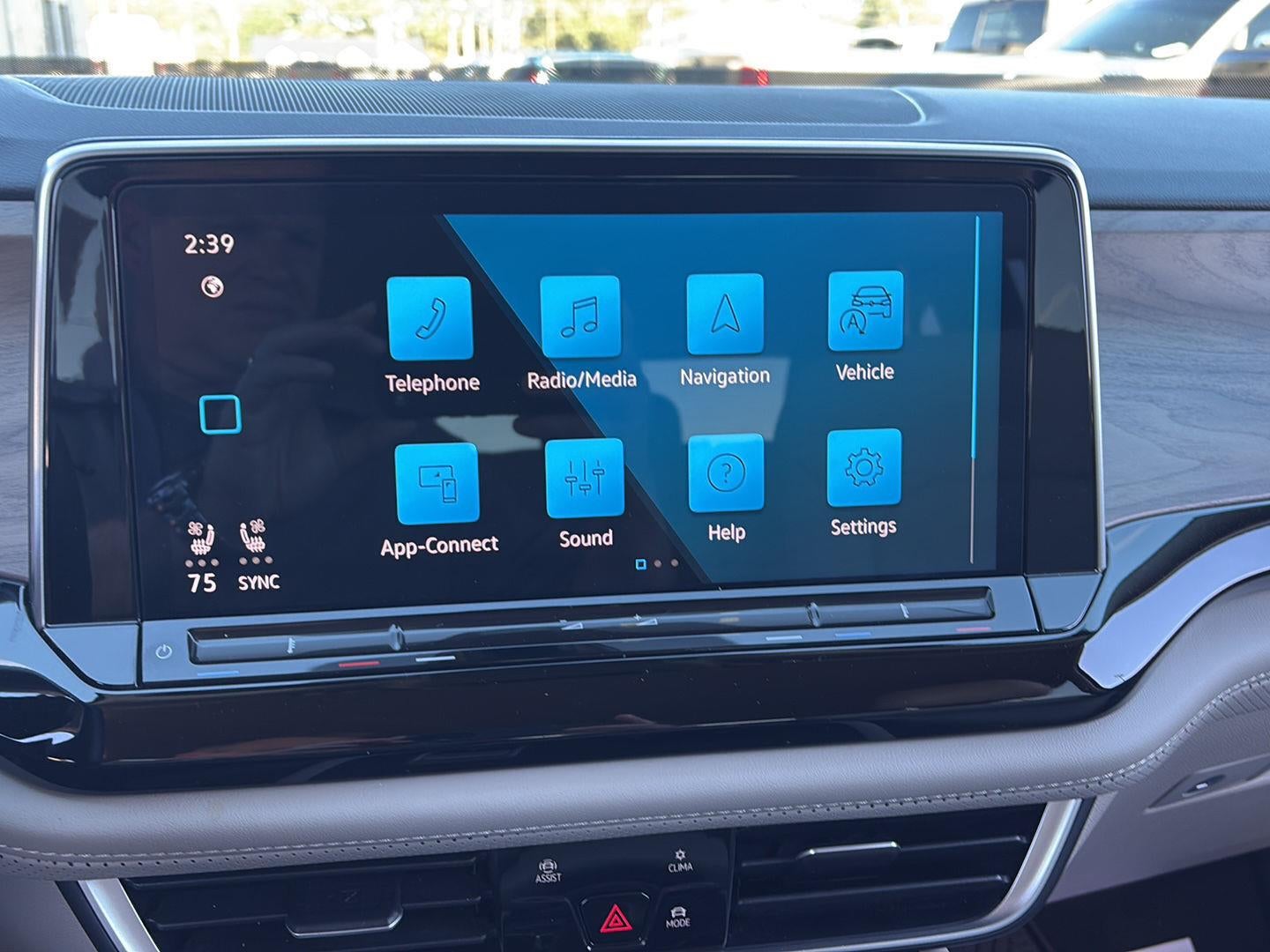 2024 Volkswagen Atlas 2.0T SE