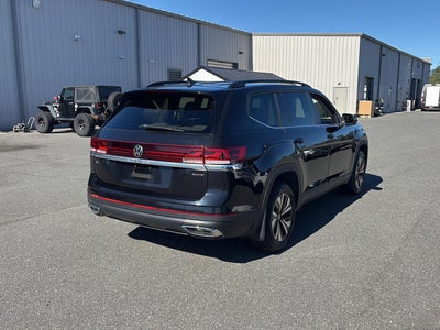 2024 Volkswagen Atlas 2.0T SE