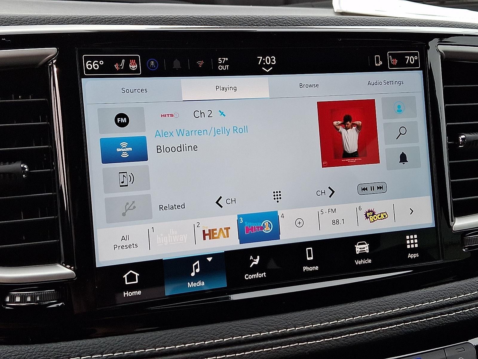 2026 Chrysler Pacifica Select