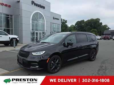 2025 Chrysler Pacifica Limited
