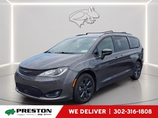 2020 Chrysler Pacifica Hybrid Limited