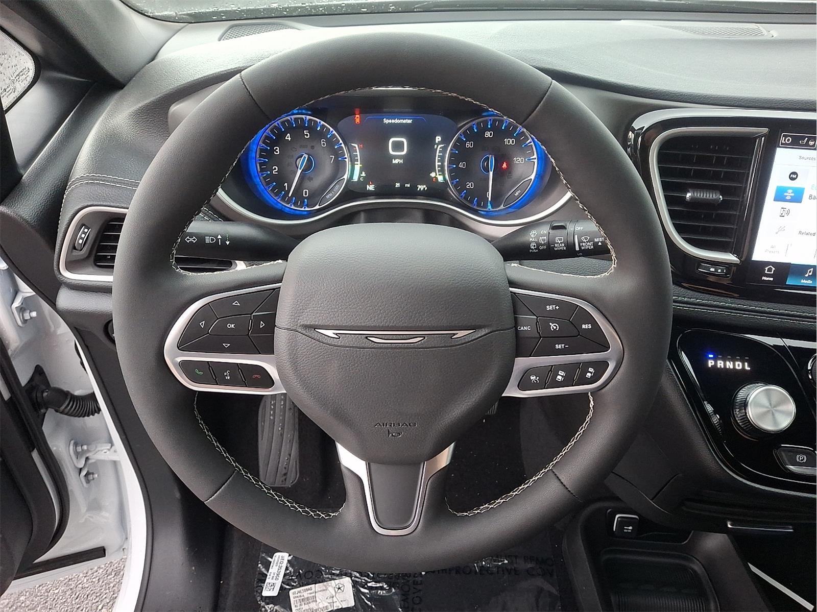 2027 Chrysler Pacifica Select