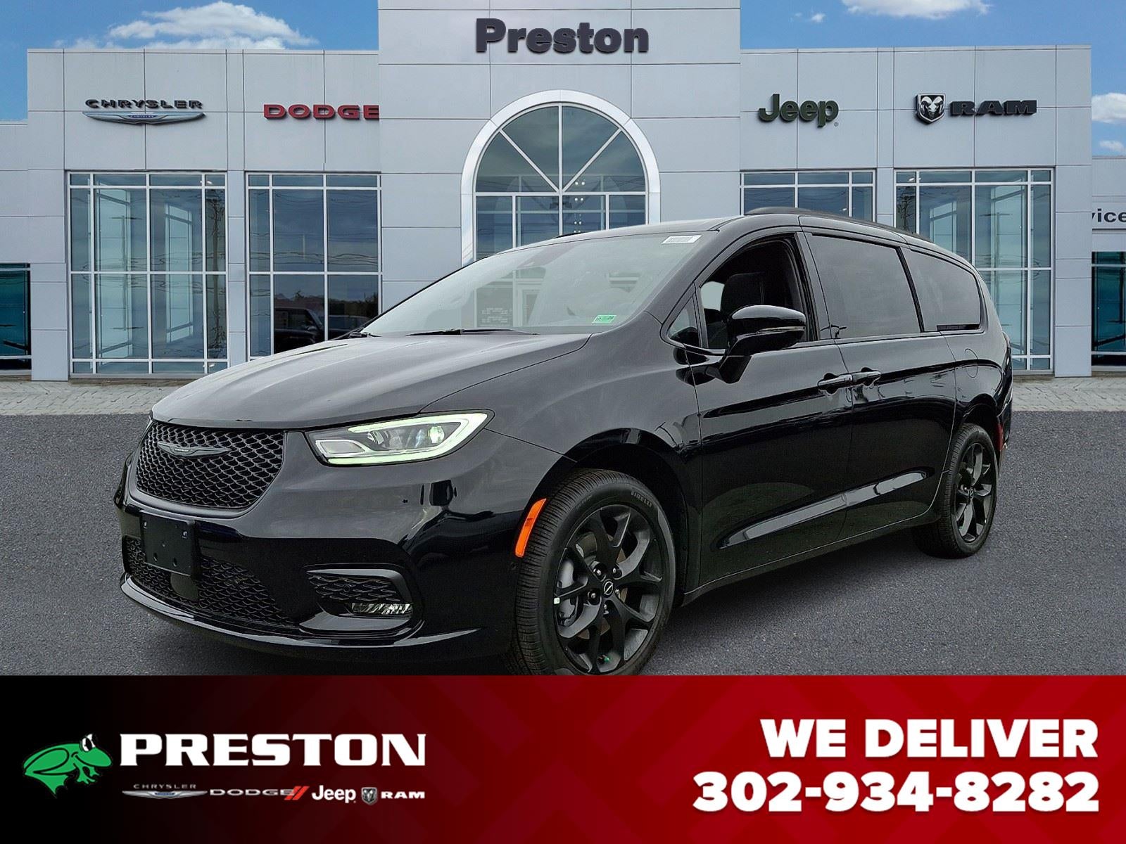 2026 Chrysler Pacifica Select