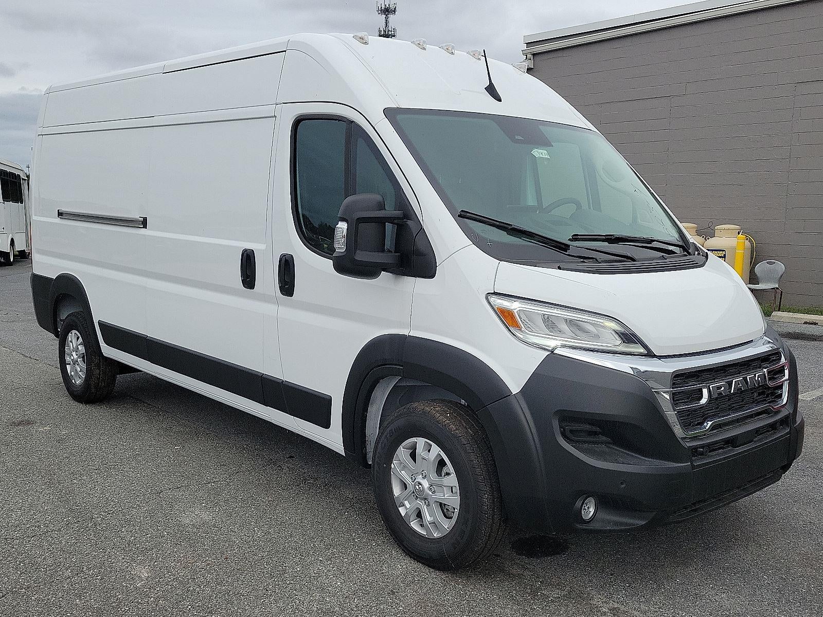 2024 RAM ProMaster 2500 SLT+