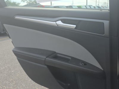 2016 Ford FUSION S