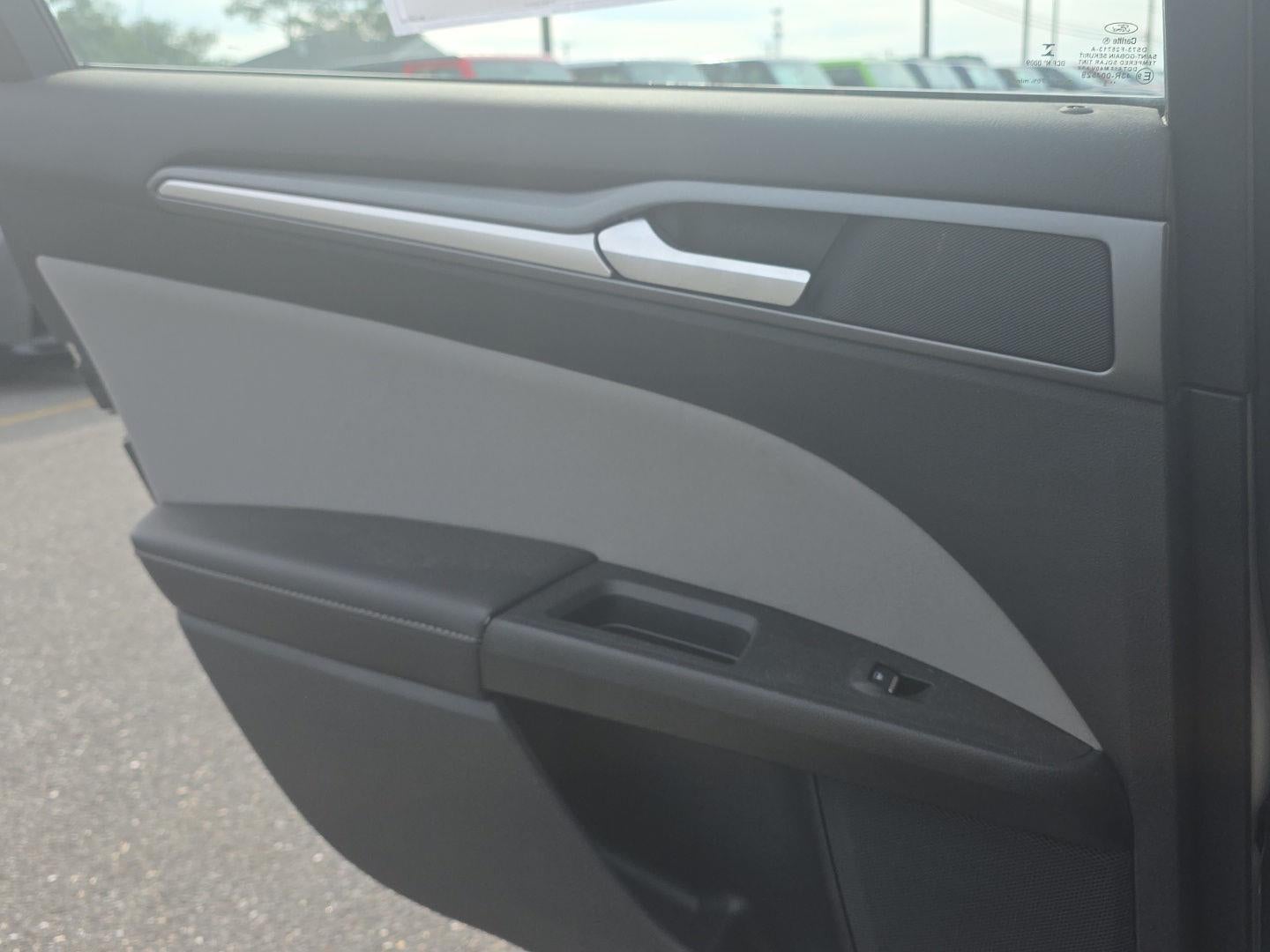 2016 Ford FUSION S