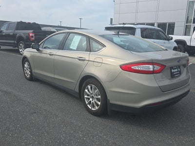 2016 Ford FUSION S