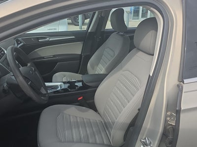2016 Ford FUSION S