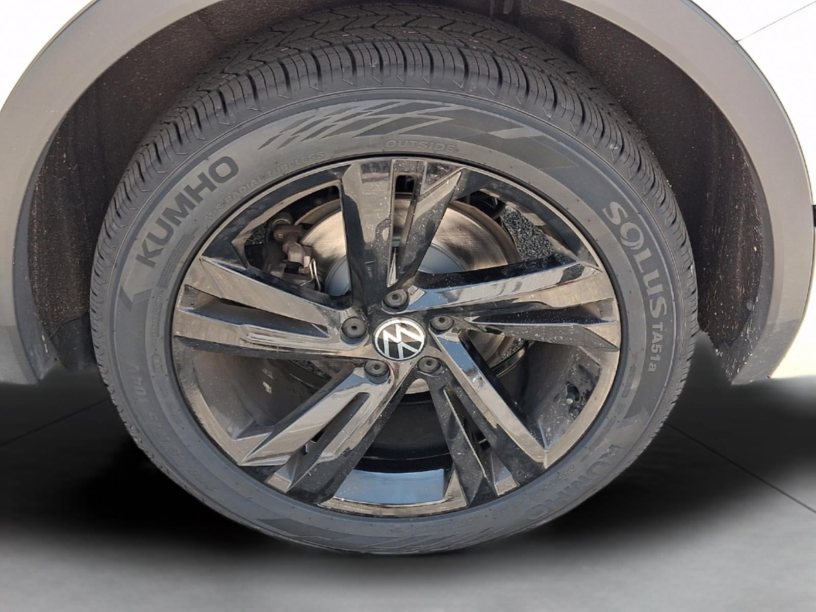 2024 Volkswagen Tiguan SE R-Line Black