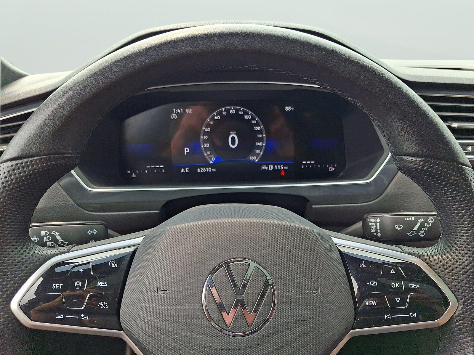2024 Volkswagen Tiguan SE R-Line Black