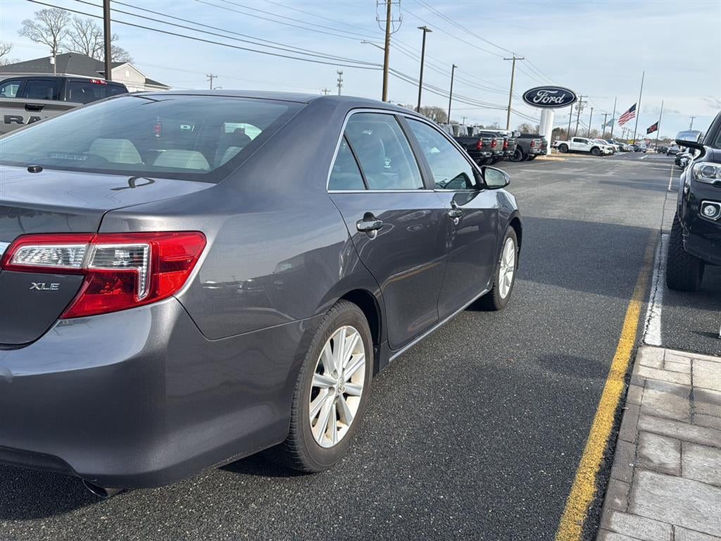 2013 Toyota Camry SE