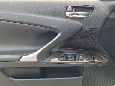 2013 Lexus IS 250C 