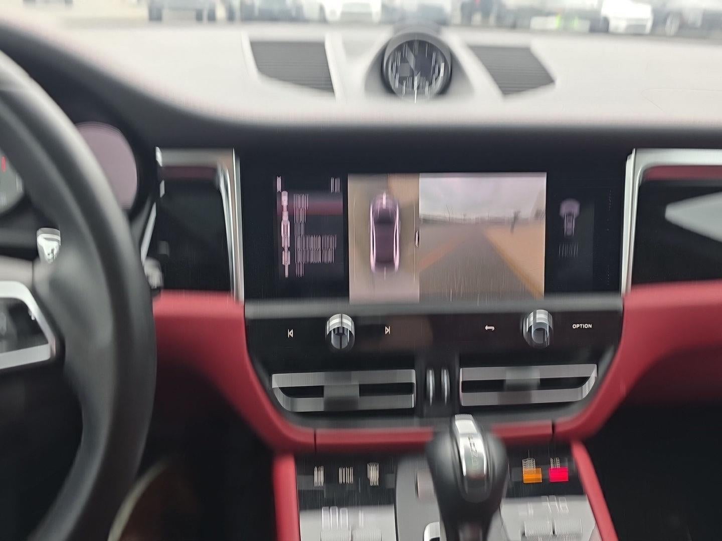 2022 Porsche MACAN S