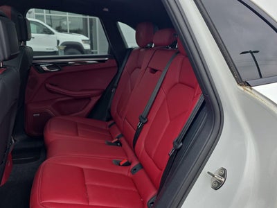 2022 Porsche MACAN S
