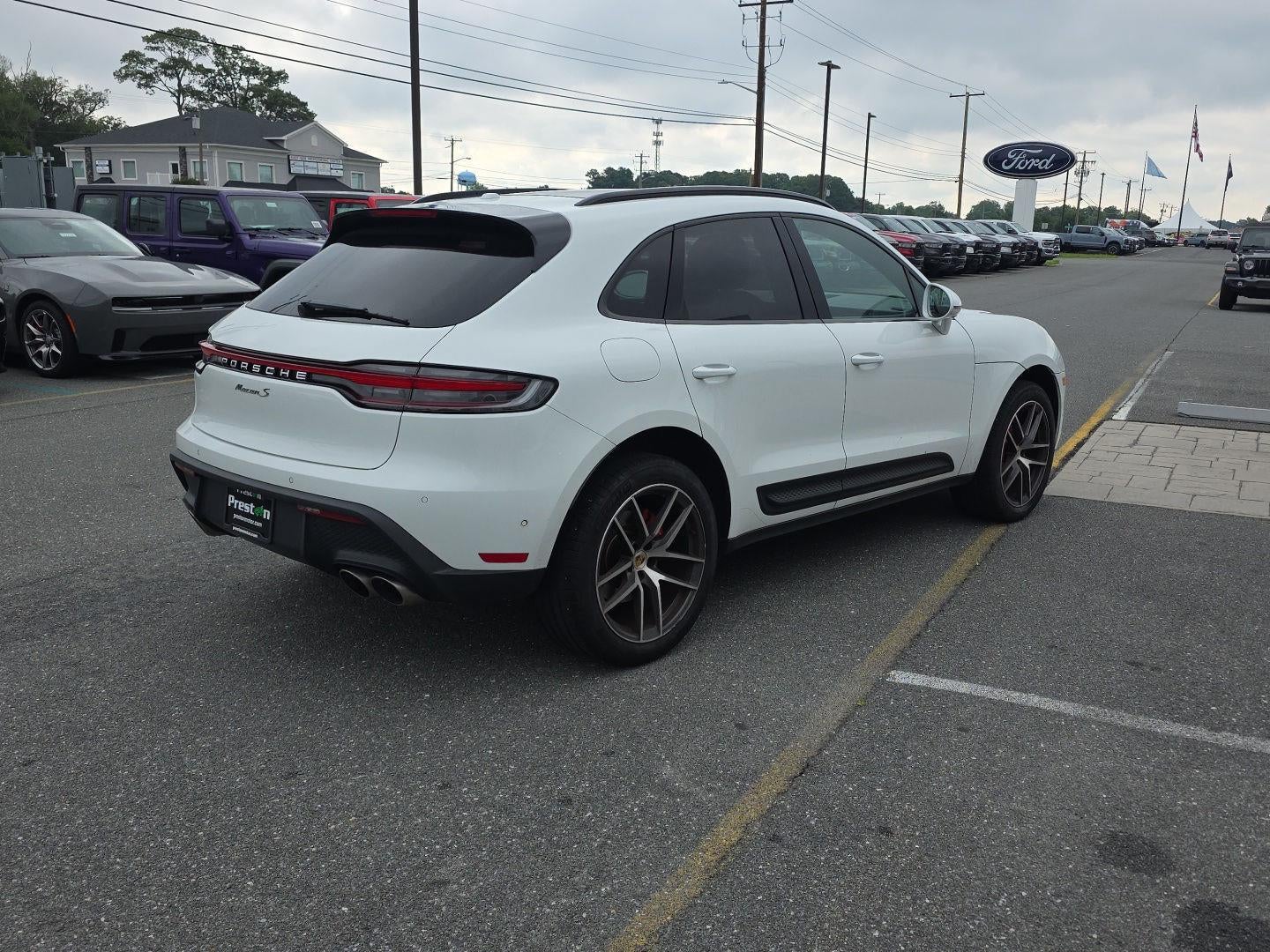2022 Porsche MACAN S