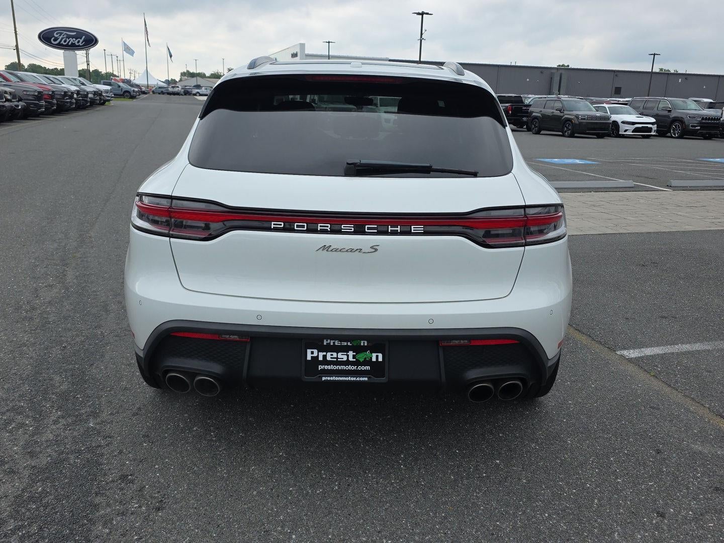 2022 Porsche MACAN S