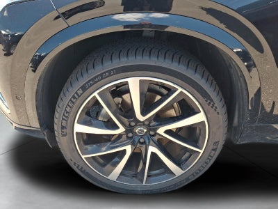2023 Volvo XC90 B5 Plus