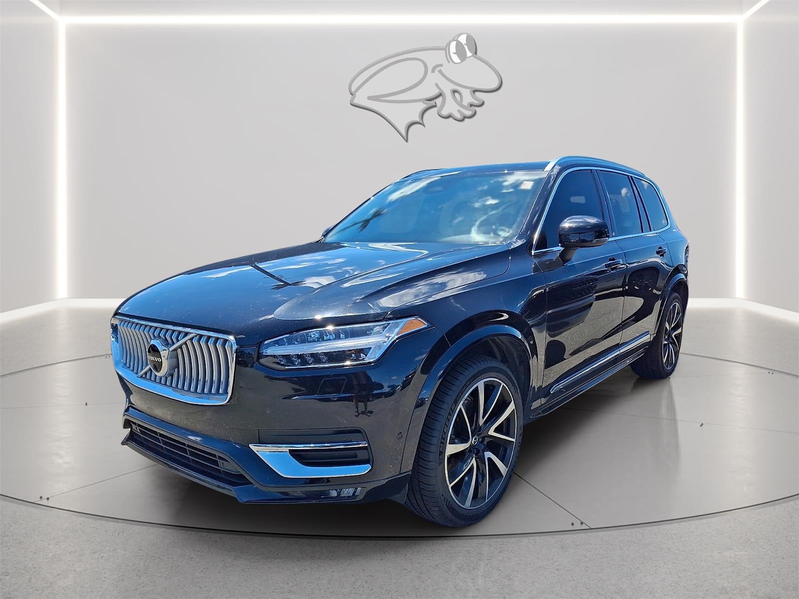 2023 Volvo XC90 B5 Plus