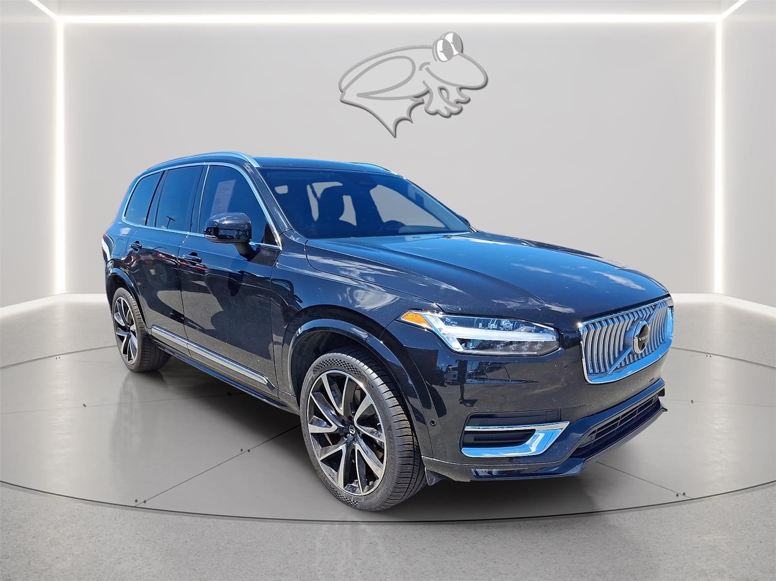 2023 Volvo XC90 B5 Plus