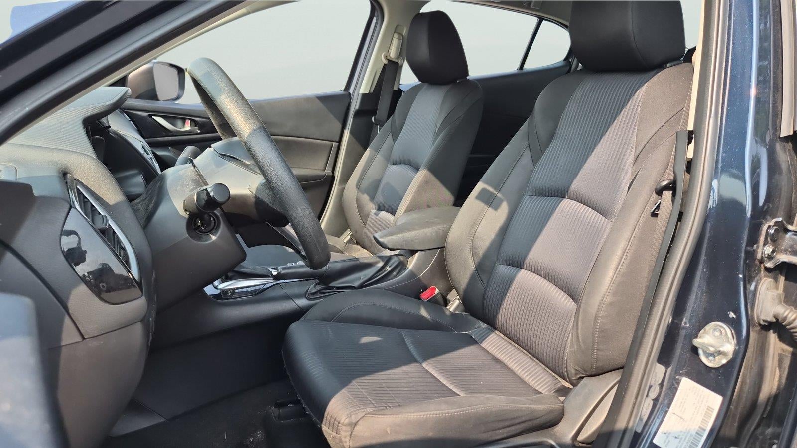 2016 Mazda Mazda3 i Sport